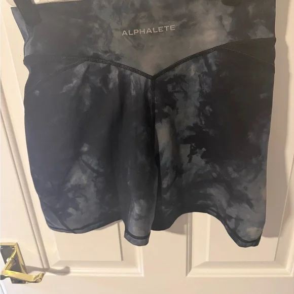 2/$35 Alphalete Women's Alphalete Surface Power Short 5" - Black Oil Stain - Picture 3 of 5